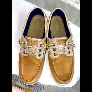 womens sperrys